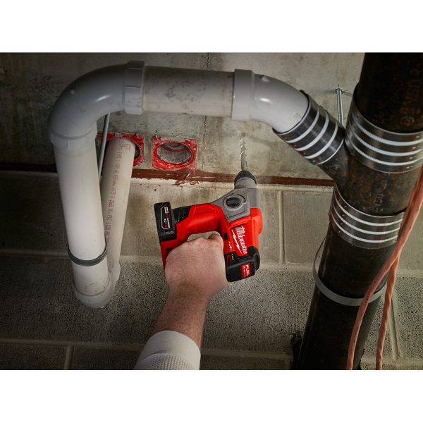 Milwaukee M12™ FUEL Brushless 12-voltios, Rotomartillo SDS PLUS 5/8" inalámbrico MW241622XC, con dos baterías ion de litio carga extendida de 4.0 amperios, incluye estuche y cargador - Imagen 5