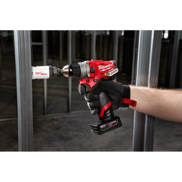 Milwaukee M12™ FUEL Sin Escobillas12-voltios, Taladro/Atornillador de 1/2” inalámbrico con dos baterías ion de litio de 4.0 amperios, MW250322, incluye estuche y cargador multivoltaje - Imagen 8