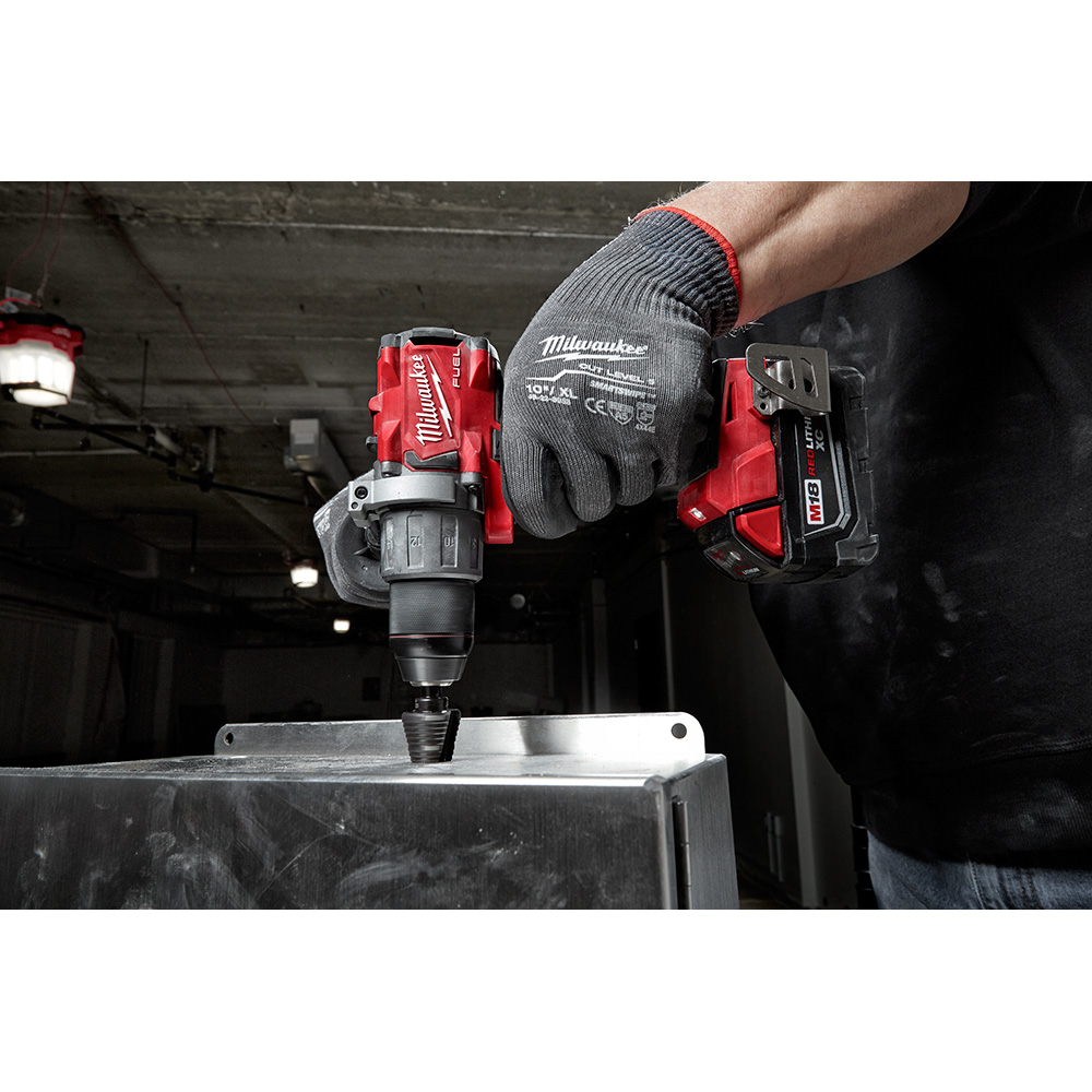 Milwaukee 2803-20 M18 Motor sin escobillas de combustible 1/2  taladro/destornillador (herramienta desnuda) - Par máximo = 1,200 in-lbs