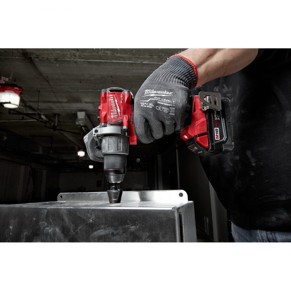 Milwaukee M18™ FUEL Kit Brushless 18-voltios ion de Litio Taladro Percutor/Atornillador de 1/2” pulgada inalámbrico con dos baterías de 5.0 amperios, MW280422, incluye estuche y cargador multivoltaje - Imagen 11