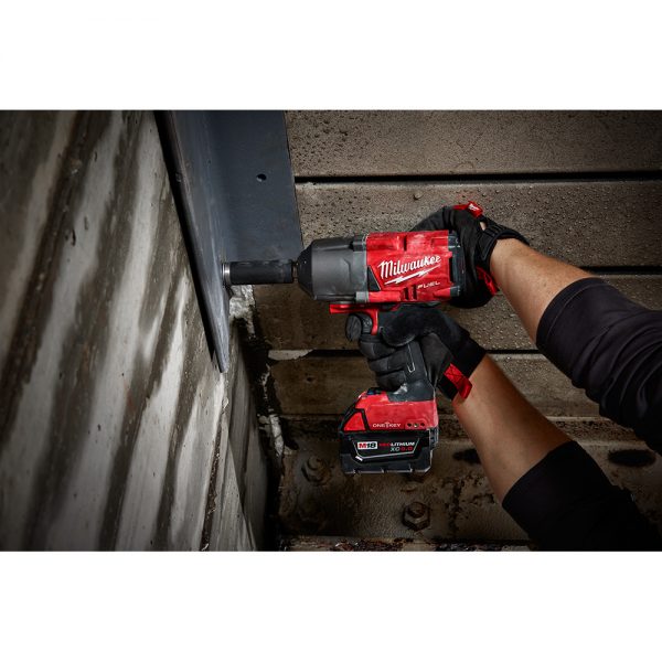 Milwaukee M18™ FUEL Brushless 18-voltios, Llave de impacto 3/4" Inalámbrica con Anillo de Retención y Sistema ONE-KEY™  MW286422,  0 - 1200 ft-lbs, con dos baterías ion de litio de 5.0 amperios, incluye estuche y cargador multivoltaje - Imagen 14