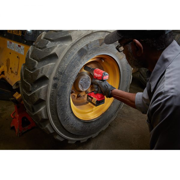 M18™ FUEL Brushless 18-voltios, Llave de impacto 1/2" inalámbrica con anillo de retencion y sistema ONE-KEY™ 2759B-22 Milwaukee, 220 ft-lbs, con dos baterías ion de litio de 5.0 amperios, incluye estuche y cargador multivoltaje. - Imagen 16
